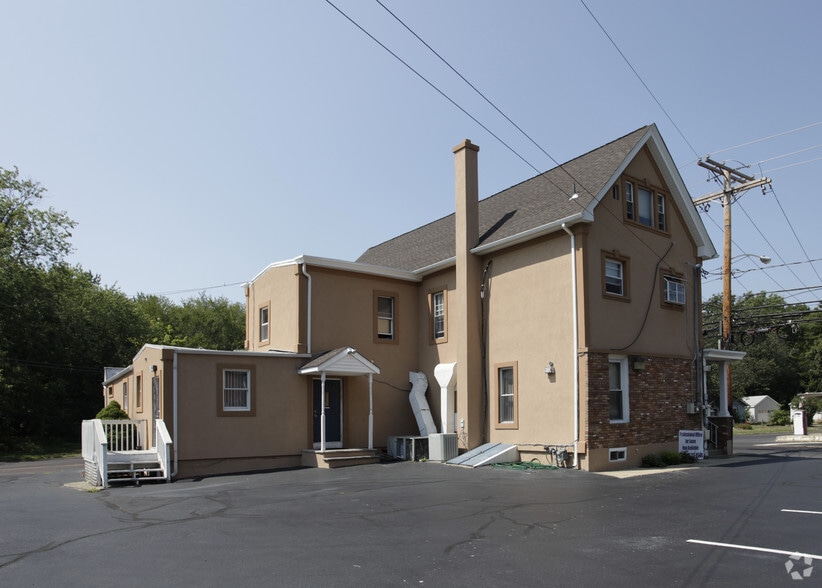 1719 Old Trenton Rd, Princeton Junction, NJ for lease - Building Photo - Image 3 of 14