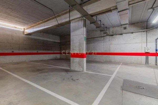 Bureau dans Coslada, Madrid à louer - Photo du bâtiment - Image 3 de 4