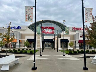 Plus de détails pour 7800-7852 Montgomery Rd, Cincinnati, OH - Bureau/Commerce de détail, Commerce de détail à louer