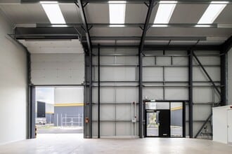 Botany Bay, Chorley for lease Interior Photo- Image 1 of 3