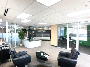 18700 Wolf Rd, Mokena, IL for lease Interior Photo- Image 1 of 8