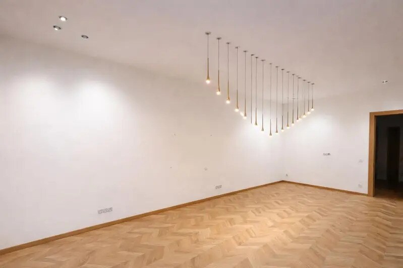Office in Vaulx-en-Velin for lease - Interior Photo - Image 3 of 6
