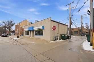 110 W Burlington Ave, La Grange, IL for lease Building Photo- Image 2 of 10