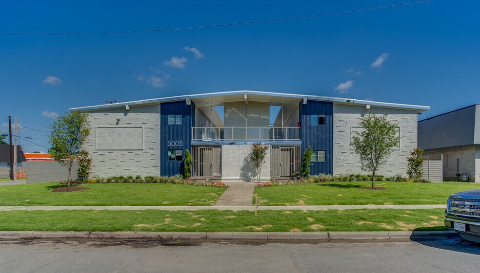 5005 San Jacinto St, Dallas, TX à vendre - Photo du bâtiment - Image 1 de 32