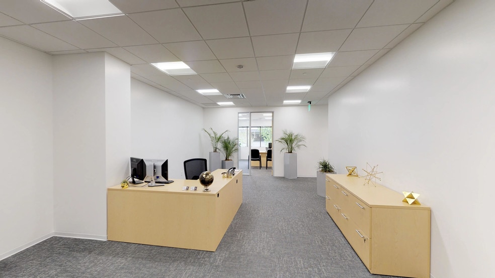 5500 Ming Ave, Bakersfield, CA for lease - Matterport 3D Scan - Image 2 of 38