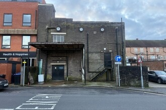68-70 Church Rd, Burgess Hill for lease Building Photo- Image 2 of 5