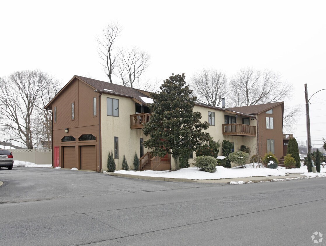 57 Saulsbury Rd, Dover, DE for lease Building Photo- Image 1 of 1