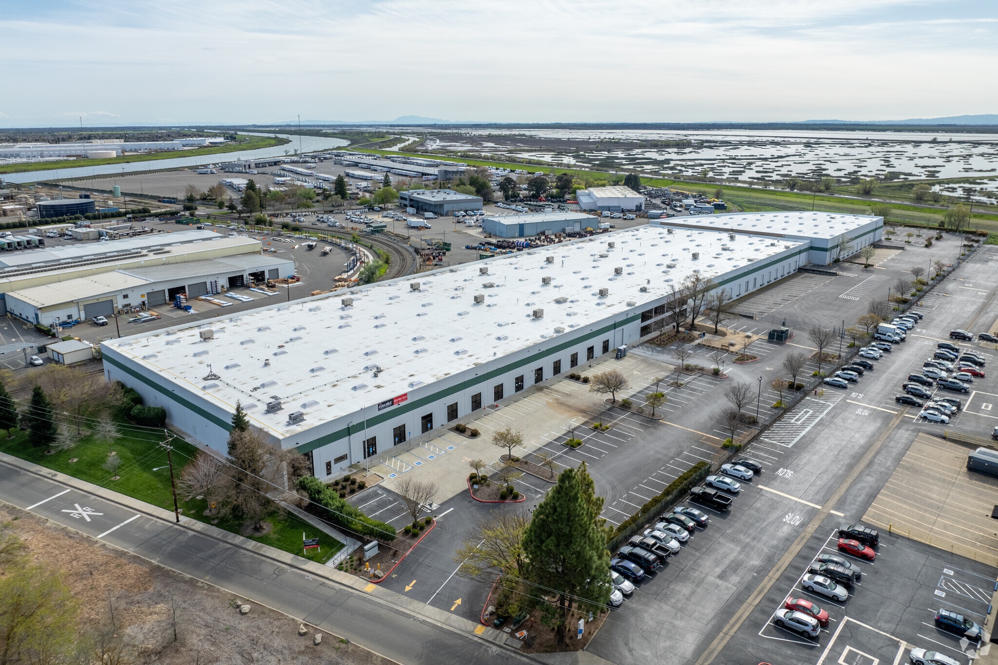 2080 Enterprise Blvd, West Sacramento, CA for lease Building Photo- Image 1 of 7