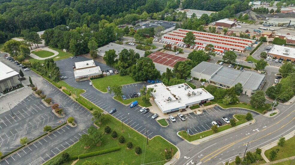 6429 Glenwood Ave, Raleigh, NC à vendre - Photo du bâtiment - Image 2 de 5