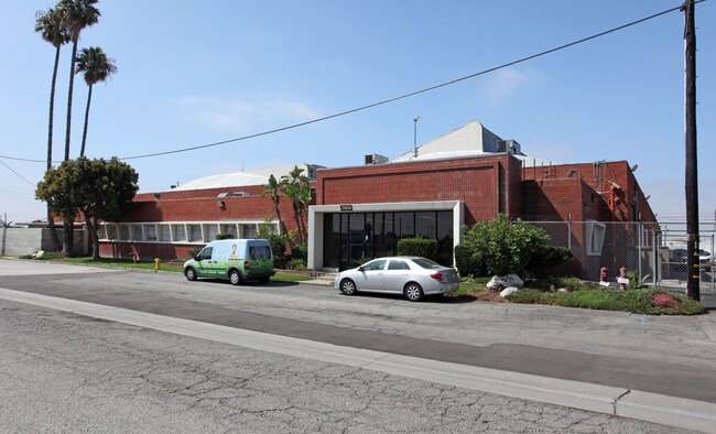 More details for 12955 Chadron Ave, Hawthorne, CA - Industrial for Lease