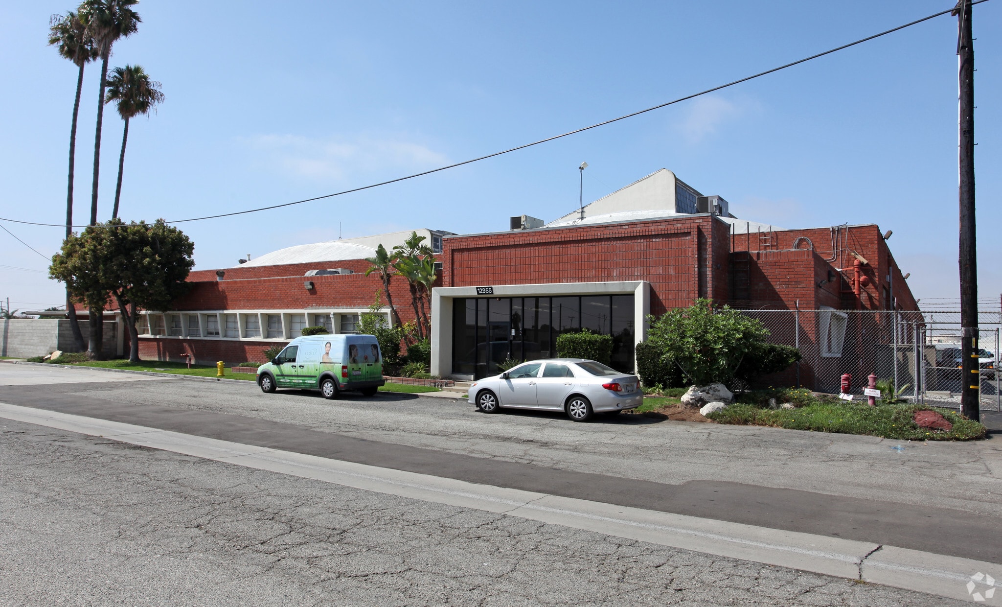 12955 Chadron Ave, Hawthorne, CA for lease Primary Photo- Image 1 of 5