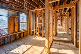 2146 Mott Ave, Far Rockaway, NY for lease Interior Photo- Image 1 of 9