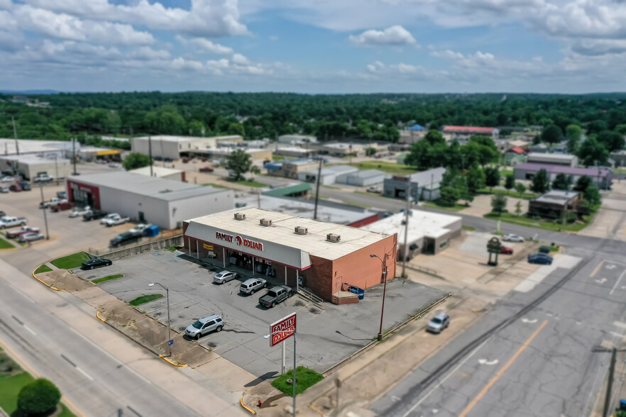 500 E Carl Albert Pky, Mcalester, OK for sale - Building Photo - Image 1 of 1