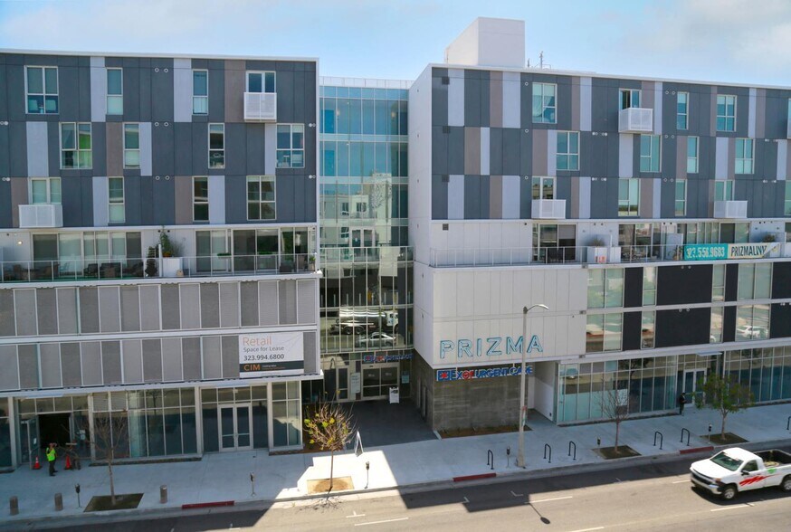 900 N La Brea Ave, West Hollywood, CA à louer - Photo du bâtiment - Image 1 de 9