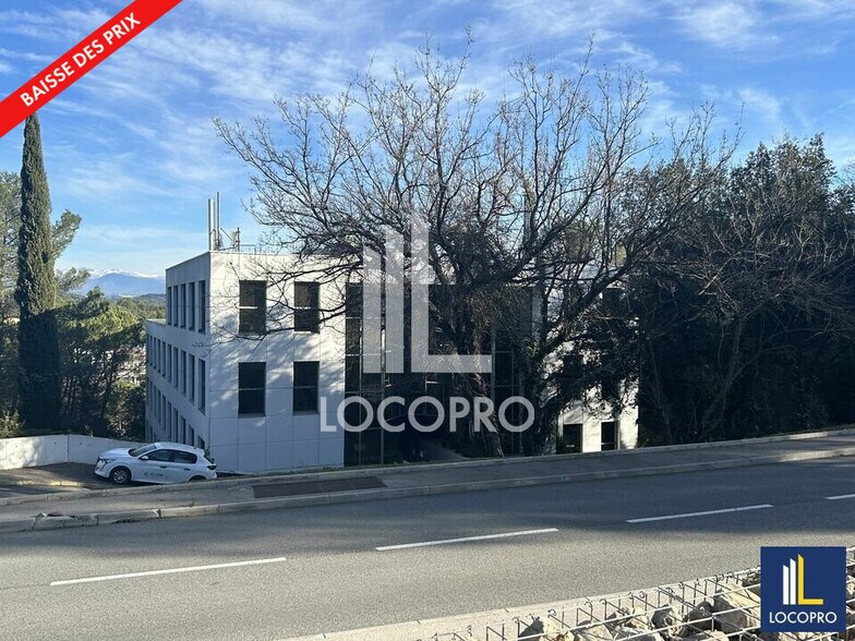 Office in Valbonne for sale - Building Photo - Image 1 of 16