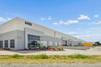Plus de détails pour 8480 Esters Blvd, Irving, TX - Industriel à louer