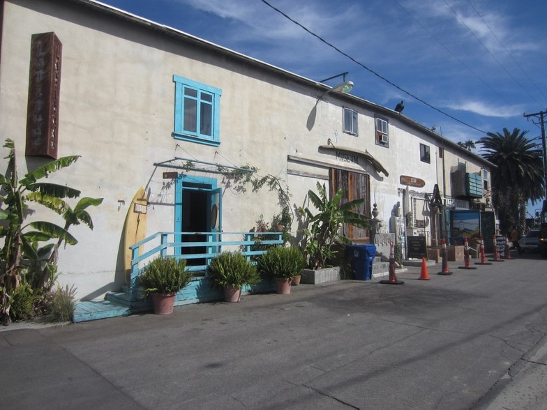 11 Anacapa St, Santa Barbara, CA à louer - Photo du bâtiment - Image 1 de 2