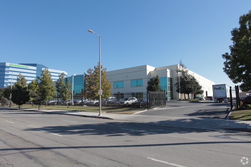 1000 190th St, Torrance, CA for lease - Building Photo - Image 2 of 9