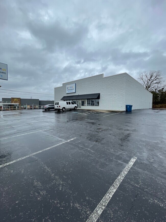 More details for 685 S College St, Harrodsburg, KY - Retail for Lease