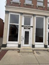 116-118 E 5th St, Marysville, OH for lease Building Photo- Image 1 of 13