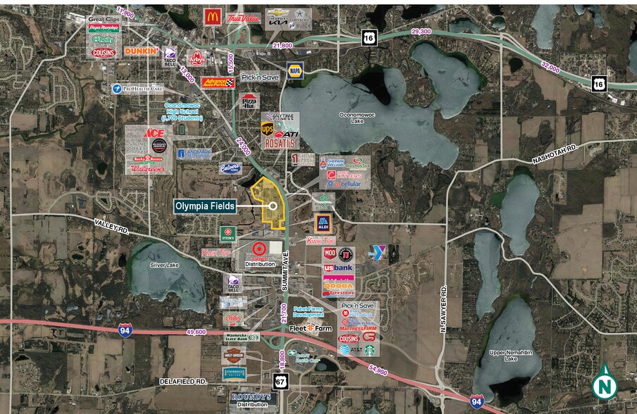 1400-1456 E Summit Ave, Oconomowoc, WI à louer - Photo du bâtiment - Image 3 de 6