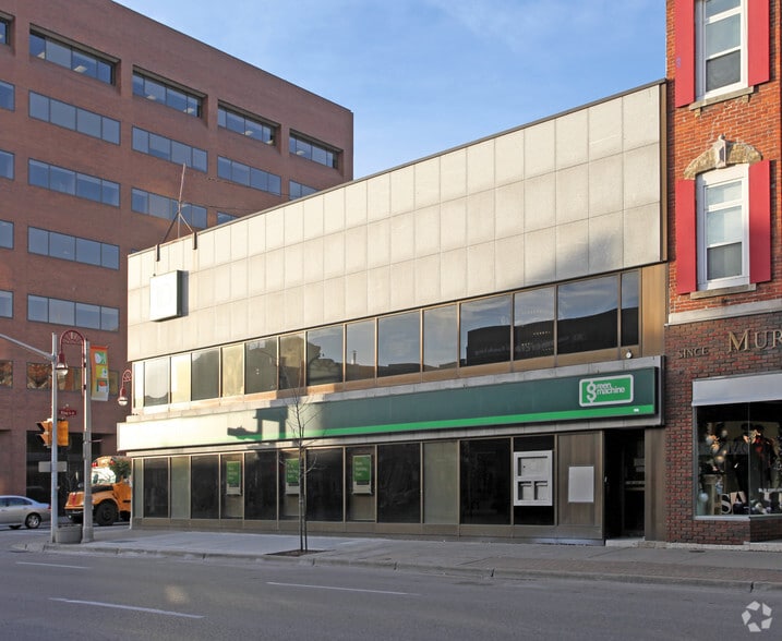 4 King St W, Oshawa, ON à vendre - Photo du bâtiment - Image 2 de 2