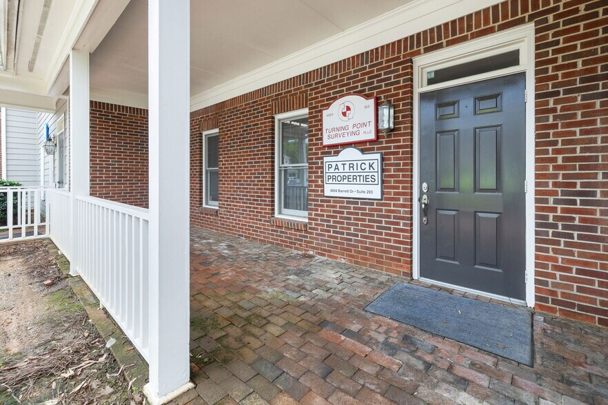 4004 Barrett Dr, Raleigh, NC à vendre - Photo du bâtiment - Image 2 de 15