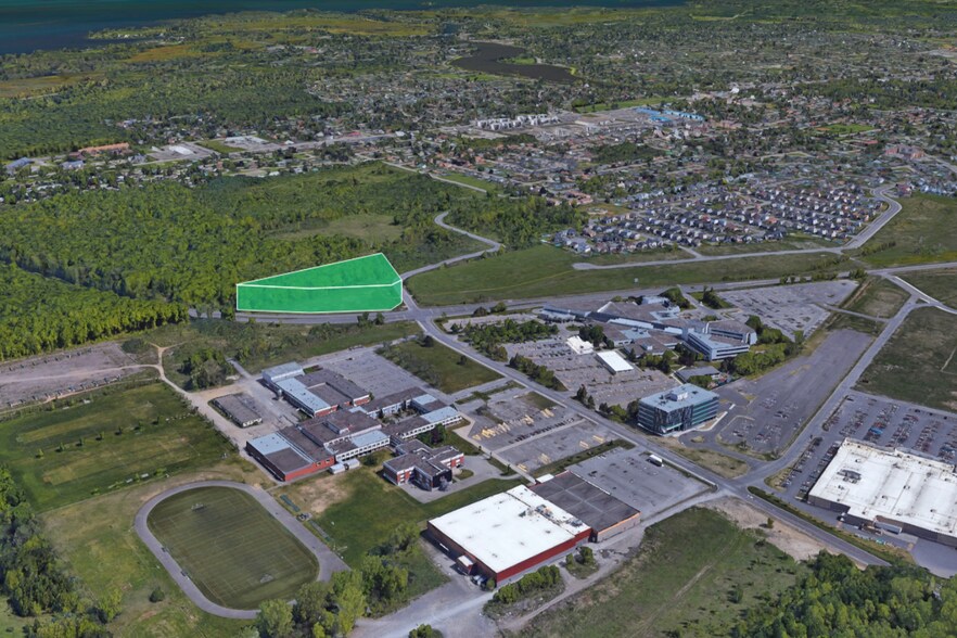 Blvd Boulevard Brisebois, Châteauguay, QC à vendre - Photo principale - Image 1 de 1