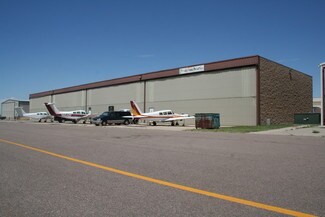 Plus de détails pour 37451 Beechcraft Way, Watkins, CO - Industriel à vendre