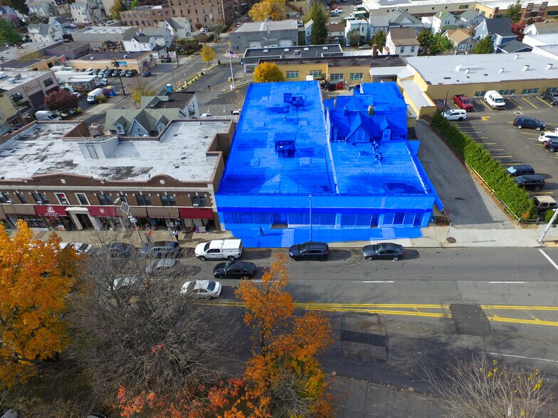 659 Main St, New Rochelle, NY à vendre - Photo du bâtiment - Image 3 de 4