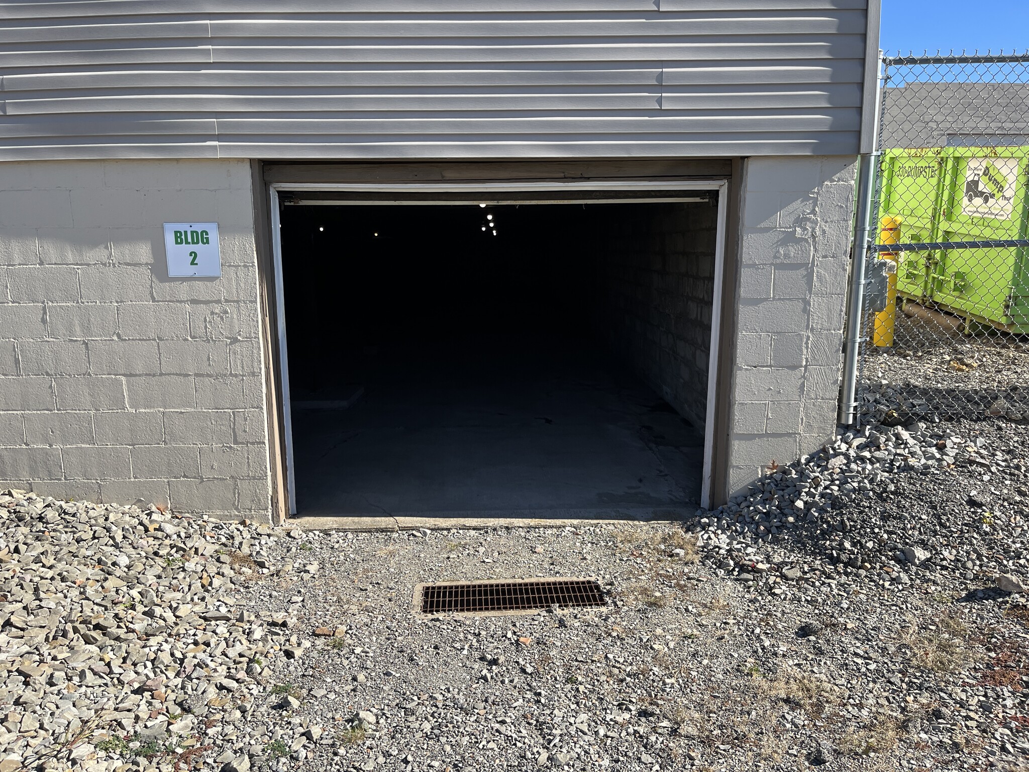 421 8th Ave, Sutersville, PA for lease Interior Photo- Image 1 of 11