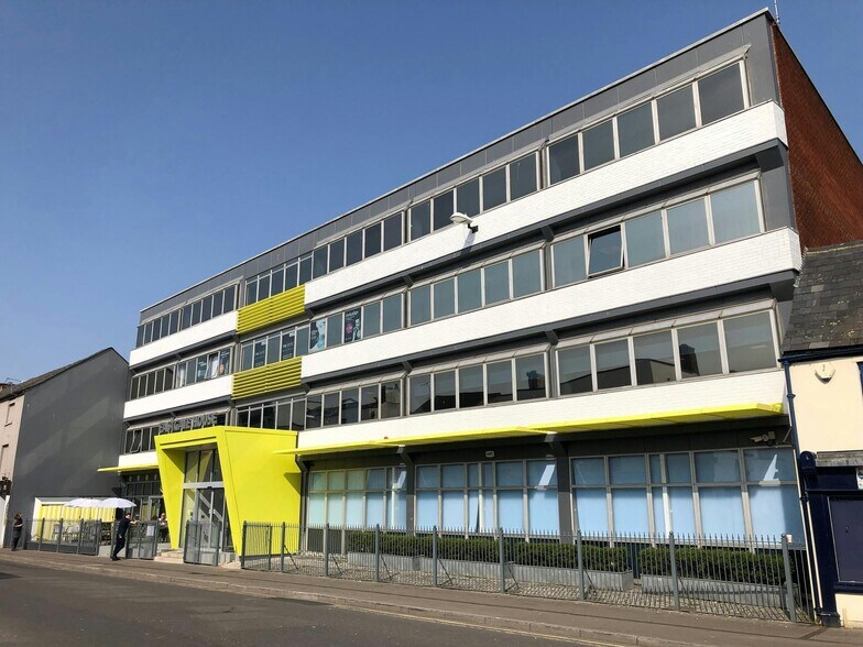 121-131 Eastgate St, Gloucester à louer - Photo du bâtiment - Image 3 de 6