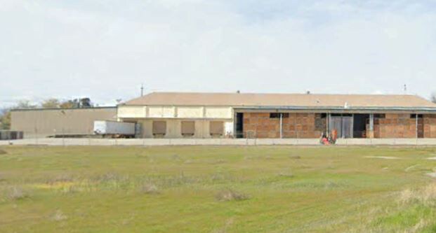 320 E South St, Orland, CA à vendre - Photo du bâtiment - Image 2 de 11