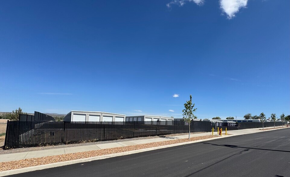 1451 Olive st, Madras, OR à vendre - Photo du bâtiment - Image 3 de 18