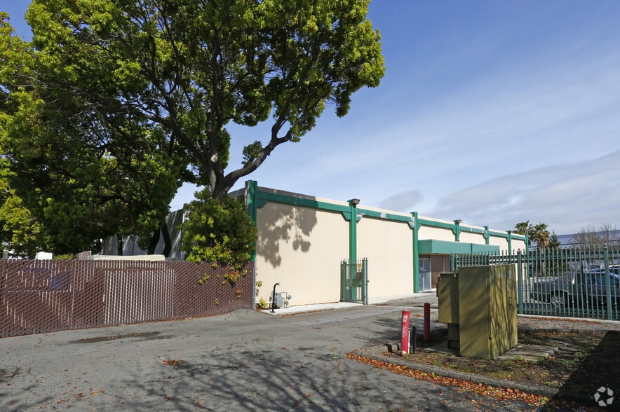 1220 Coleman Ave, Santa Clara, CA for lease - Building Photo - Image 3 of 3