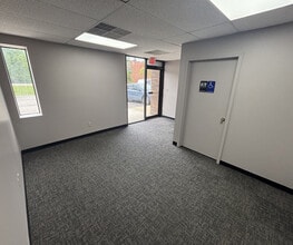 38257-38289 Abruzzi Dr, Westland, MI for lease Interior Photo- Image 2 of 8