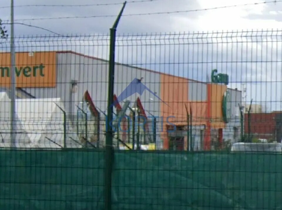 21 Rue Aristide Briand, Saint-Priest à louer Photo du bâtiment- Image 1 de 2