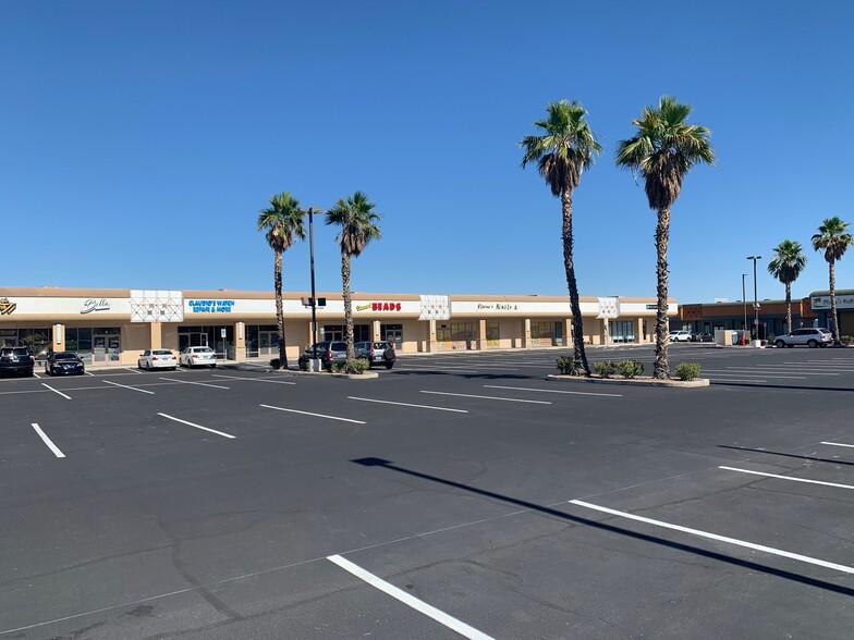 4226 S Durango Dr, Las Vegas, NV for lease - Building Photo - Image 1 of 4