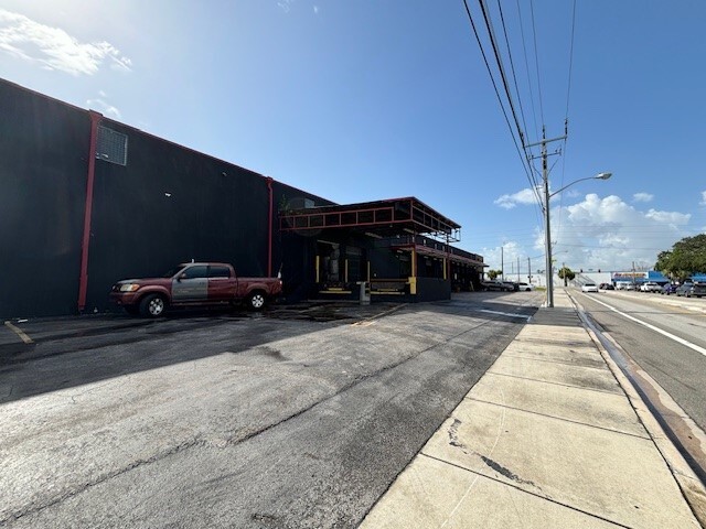 5950 Angler's Ave, Dania Beach, FL for lease - Building Photo - Image 3 of 8