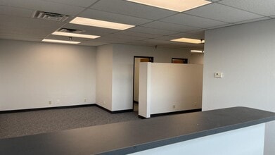 756 Port America Pl, Grapevine, TX for lease Interior Photo- Image 2 of 3
