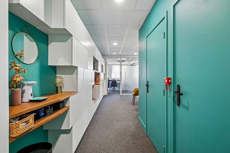 12 Rue De Ponthieu, Paris for lease - Interior Photo - Image 3 of 18