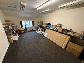 64 High St, Stone for lease Interior Photo- Image 2 of 2