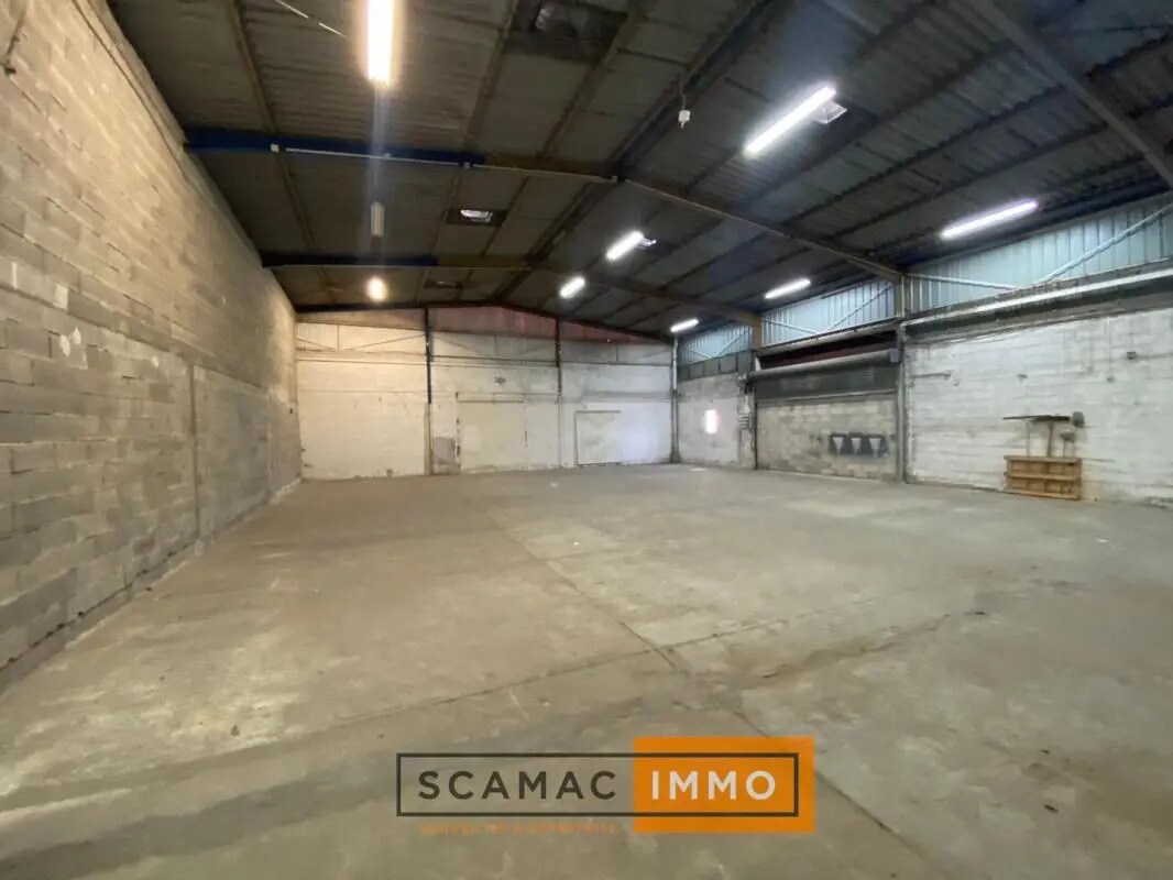 Office in Vitrolles for lease Building Photo- Image 1 of 5