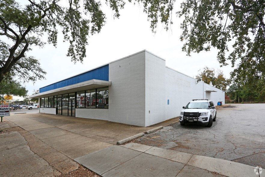 317 W Oglethorpe Blvd, Albany, GA for lease - Primary Photo - Image 1 of 10