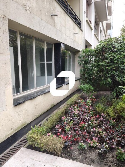 79 Boulevard Suchet, Paris à vendre - Photo du bâtiment - Image 3 de 4
