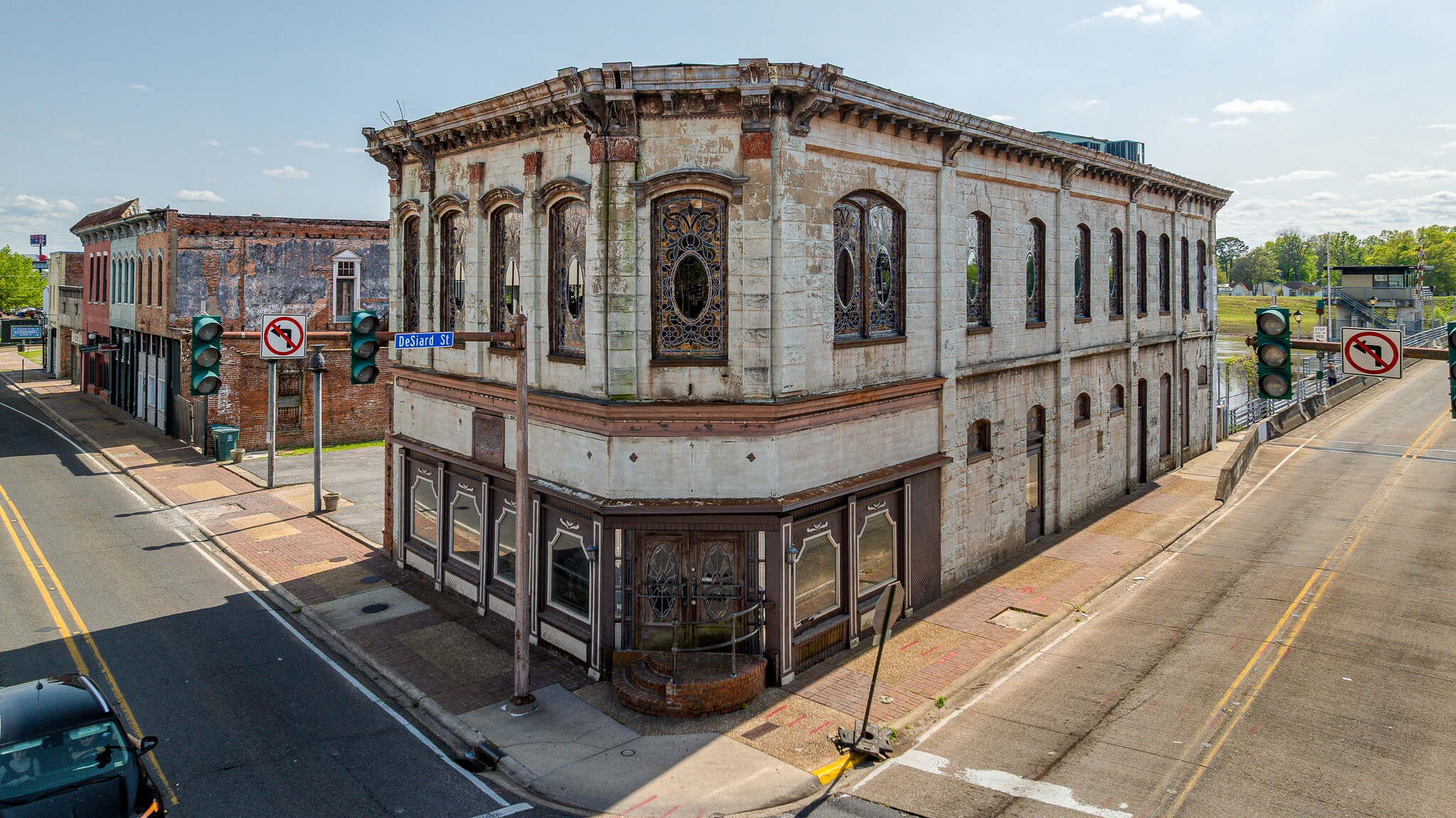100 S Grand St, Monroe, LA for sale Building Photo- Image 1 of 51