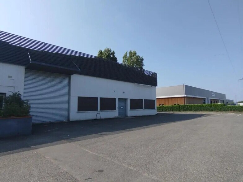 Bureau dans Toulouse à louer - Photo du bâtiment - Image 2 de 12