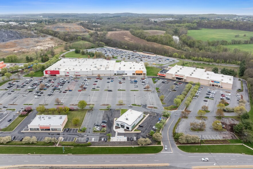 5449 Urbana Pike, Frederick, MD à vendre - Photo du bâtiment - Image 2 de 6