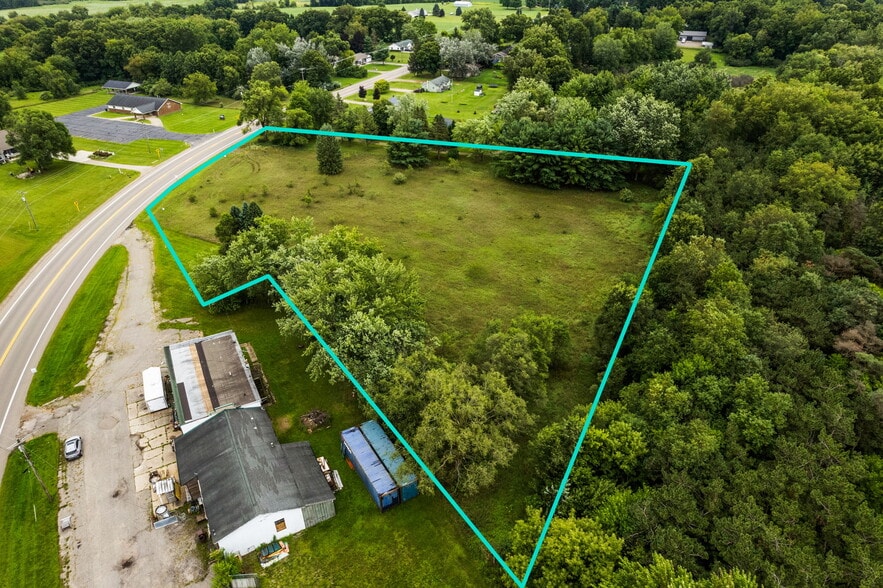 4741 Michigan 52, Stockbridge, MI à vendre - Aérien - Image 2 de 6