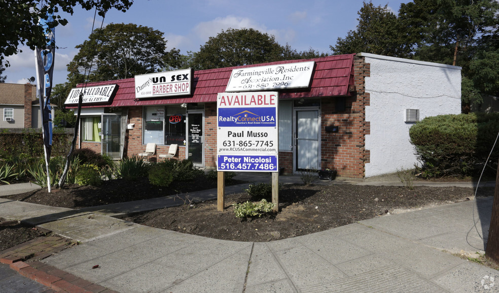 19 Granny Rd, Farmingville, NY for sale - Building Photo - Image 1 of 1